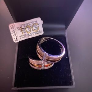 Pair of diamond engagement rings - Size 10